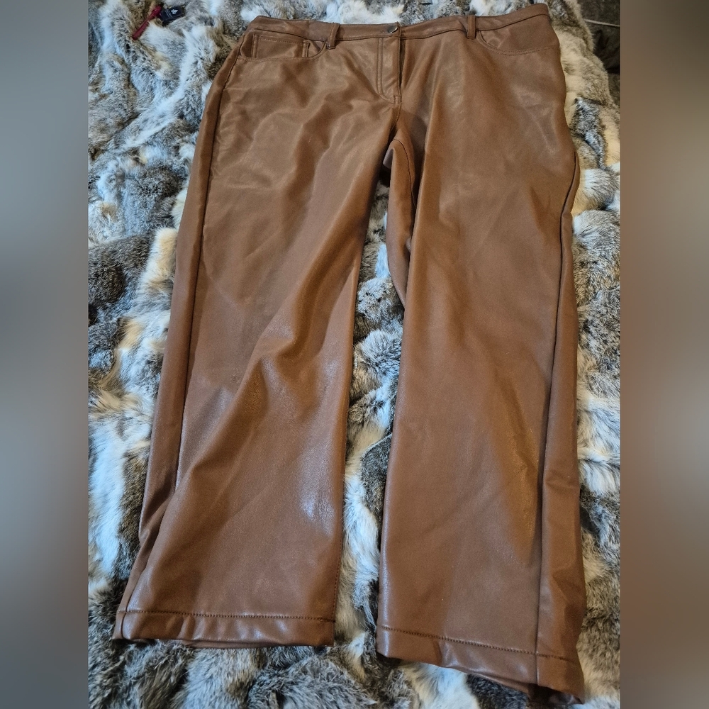 Reitmans Women's Faux Leather Pants